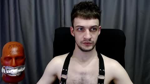 Sir Damien online show from April 4, 2026, 8:28 pm