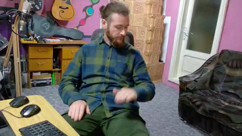 I am The Fourth and only Sir. Pelo online show from November 10, 2025, 10:25 am