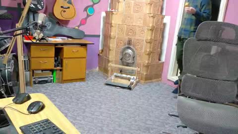 I am The Fourth and only Sir. Pelo online show from November 17, 2025, 2:23 pm