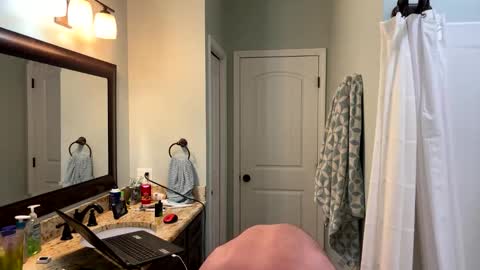 sir_seoscam online show from May 28, 2026, 3:48 am