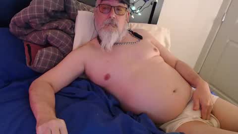 Snapshot of sirbeercan chatting on February 7, 2025, 10:50 am sir beer can the friendly hermit online show from February 7, 2025, 10:50 am