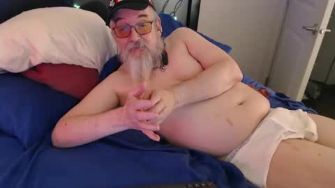 Snapshot of sirbeercan chatting on February 21, 2025, 8:51 am sir beer can the friendly hermit online show from February 21, 2025, 8:51 am