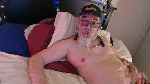 Snapshot of sirbeercan chatting on March 4, 2025, 9:29 am sir beer can the friendly hermit online show from March 4, 2025, 9:29 am