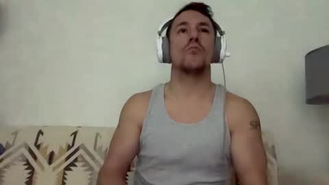 Snapshot of sirbubblesworth chatting on February 23, 2025, 12:30 am sirbubblesworth online show from February 23, 2025, 12:30 am