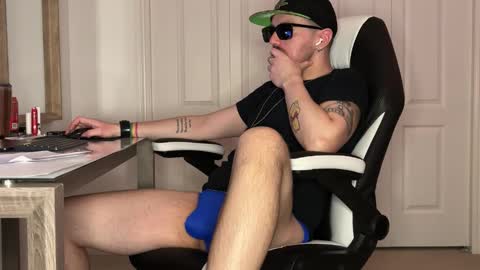 Snapshot of sirdaddymcqween chatting on January 11, 2026, 6:40 am Sir Daddy McQween online show from January 11, 2026, 6:40 am