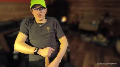 Snapshot of sirdaddymcqween chatting on March 2, 2026, 5:08 am Sir Daddy McQween online show from March 2, 2026, 5:08 am