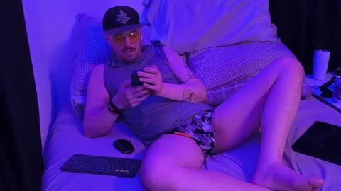 Snapshot of sirdaddymcqween chatting on March 13, 2026, 2:40 am Sir Daddy McQween online show from March 13, 2026, 2:40 am