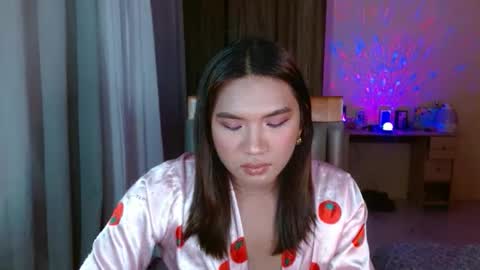 sirebunny online show from March 28, 2026, 7:02 pm