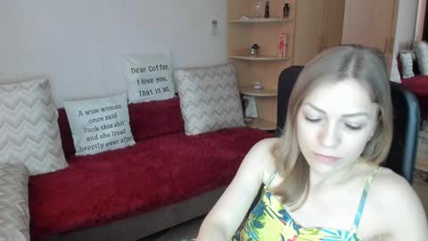 Snapshot of sirenasilk chatting on March 2, 2026, 7:15 am sirenasilk online show from March 2, 2026, 7:15 am