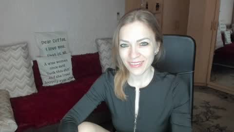 Snapshot of sirenasilk chatting on March 7, 2026, 3:36 am sirenasilk online show from March 7, 2026, 3:36 am