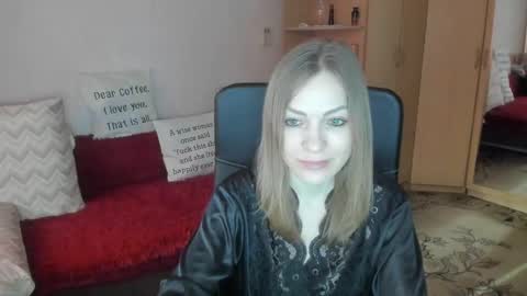 Snapshot of sirenasilk chatting on March 16, 2026, 5:44 am sirenasilk online show from March 16, 2026, 5:44 am