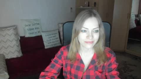 Snapshot of sirenasilk chatting on March 18, 2026, 3:20 am sirenasilk online show from March 18, 2026, 3:20 am