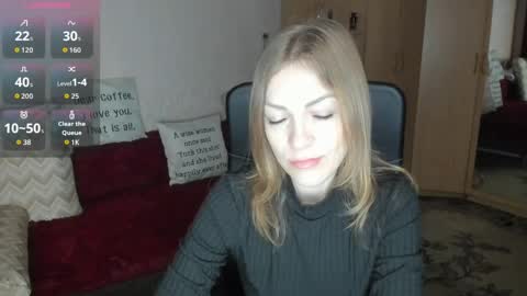 Snapshot of sirenasilk chatting on April 14, 2026, 3:12 am sirenasilk online show from April 14, 2026, 3:12 am