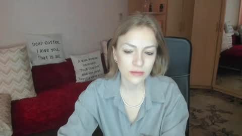 Snapshot of sirenasilk chatting on April 28, 2026, 9:03 am sirenasilk online show from April 28, 2026, 9:03 am