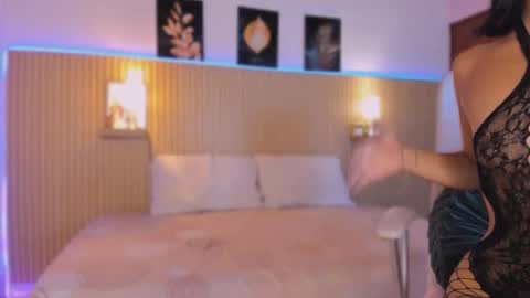 Snapshot of sirenita_xoxo chatting on November 15, 2025, 10:56 am Sirenita online show from November 15, 2025, 10:56 am