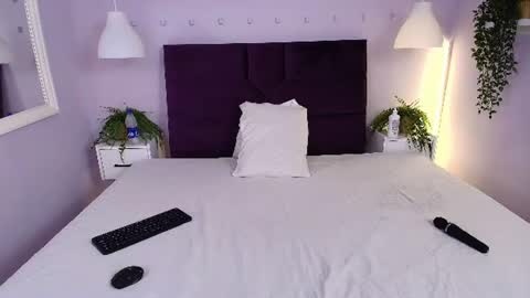 sirenyrouss online show from July 13, 2026, 7:38 pm