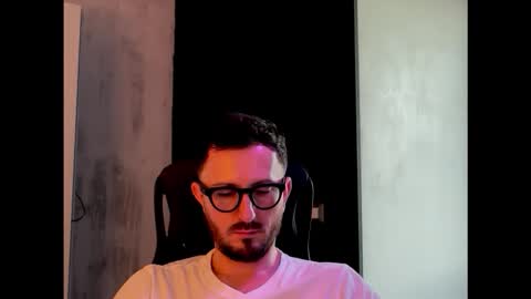 Sir Max online show from October 30, 2025, 3:13 pm