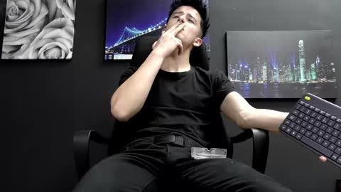 SirReedy online show from December 18, 2025, 9:59 am