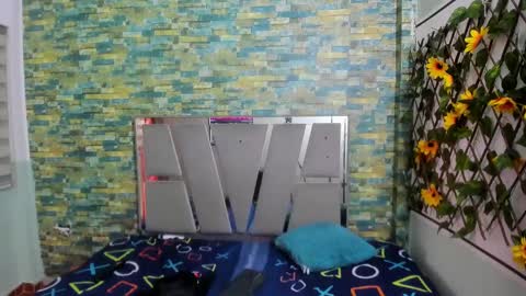 SIR RYANT online show from February 5, 2025, 7:53 pm