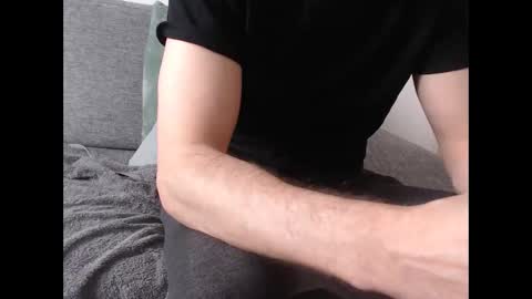 looking for older male ore female to use me sexually and be good to me ahhhhh online show from March 19, 2026, 11:58 am