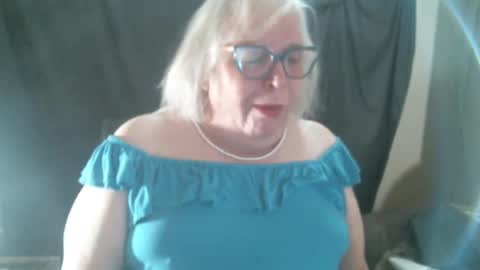 Sissy Diane online show from December 7, 2024, 2:13 pm