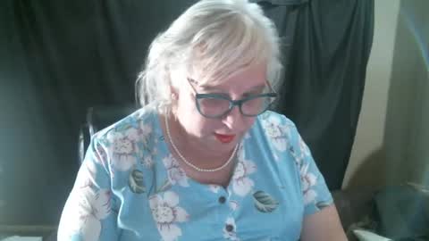 Sissy Diane online show from December 9, 2024, 12:34 am