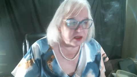 Sissy Diane online show from January 1, 2025, 12:32 am