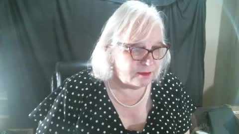 Sissy Diane online show from January 8, 2025, 12:38 am