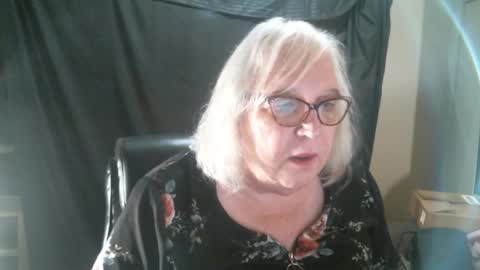 Sissy Diane online show from February 1, 2025, 12:40 am
