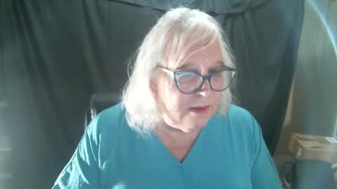 Sissy Diane online show from February 3, 2025, 12:36 am