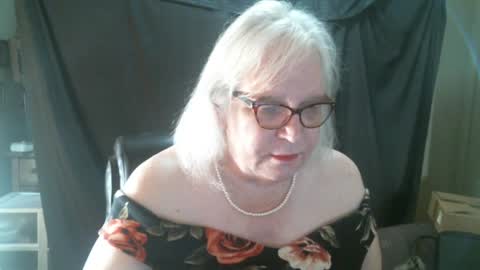Sissy Diane online show from February 23, 2025, 1:53 pm