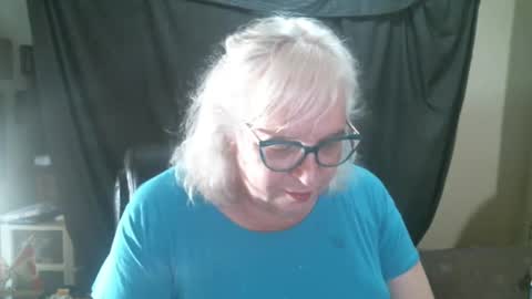 Sissy Diane online show from October 1, 2025, 11:33 pm