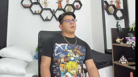 Snapshot of siul_bigcock chatting on January 27, 2025, 7:24 pm Siul Thompson online show from January 27, 2025, 7:24 pm