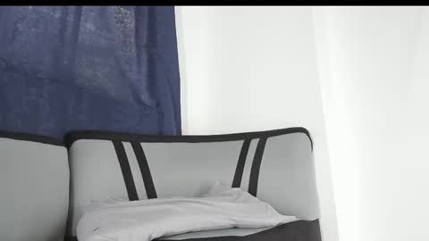 Snapshot of siul_bigcock chatting on March 9, 2025, 7:15 pm Siul Thompson online show from March 9, 2025, 7:15 pm