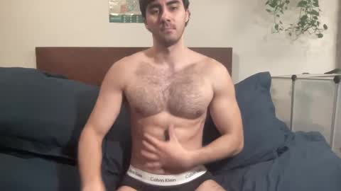 sixpacker_ online show from September 12, 2025, 5:40 am