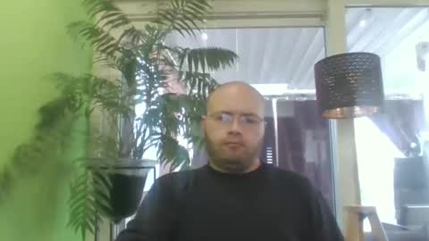 Snapshot of sixten113 chatting on February 11, 2026, 9:14 am sixten113 online show from February 11, 2026, 9:14 am