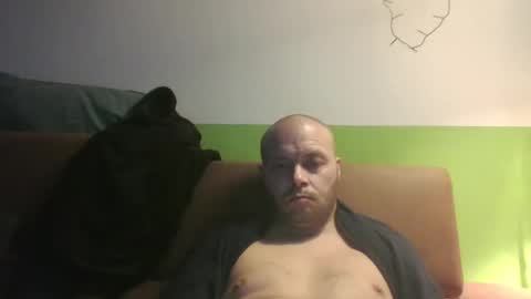 sixten19795 online show from November 14, 2025, 6:17 pm