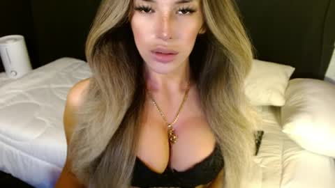 Snapshot of sizzling_cassie130 chatting on June 1, 2026, 2:35 am Cassie online show from June 1, 2026, 2:35 am