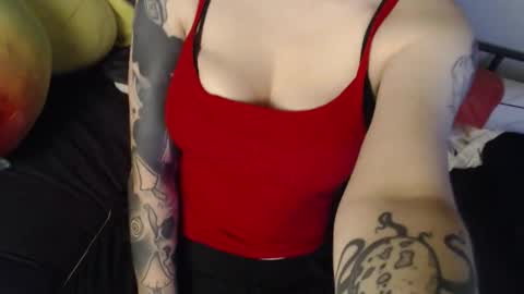 sk8t3rgurl online show from October 27, 2025, 1:09 am