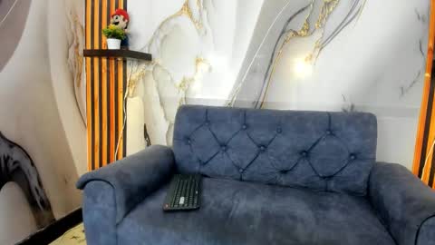 Skarleth online show from September 11, 2025, 11:21 am