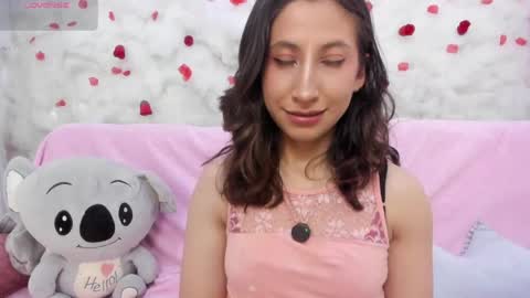 Snapshot of skarletjhonson_ chatting on May 14, 2026, 7:15 am Skarlet online show from May 14, 2026, 7:15 am