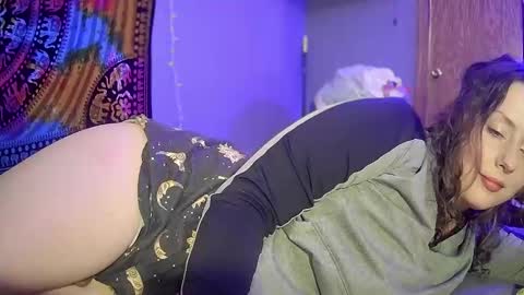 Snapshot of skarlettrose911 chatting on February 21, 2025, 5:56 am Skarlett Rose online show from February 21, 2025, 5:56 am