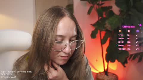 Im Scarlett  ONLINE  5pm-10pm NYC time  online show from January 27, 2025, 2:31 am