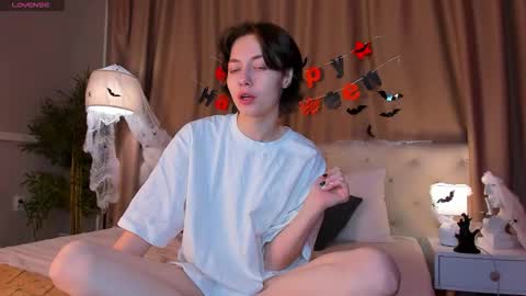 Emily online show from October 29, 2025, 1:41 am