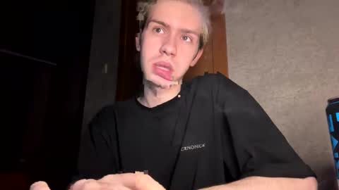 Snapshot of skibatryanka chatting on February 8, 2026, 6:33 pm SKIBA online show from February 8, 2026, 6:33 pm