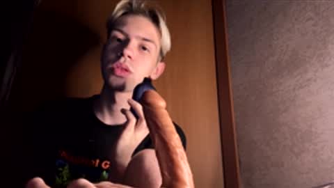 Snapshot of skibatryanka chatting on February 23, 2026, 9:45 pm SKIBA online show from February 23, 2026, 9:45 pm