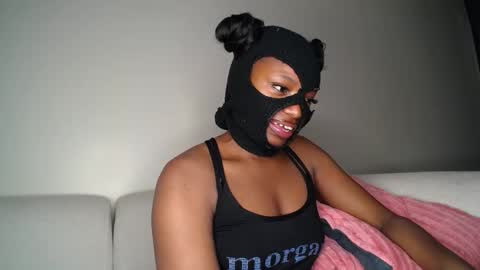 Snapshot of skimask_freak chatting on March 8, 2025, 11:16 am Krystal Belle online show from March 8, 2025, 11:16 am