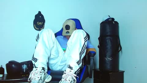 skinny marked online show from January 15, 2025, 2:13 pm