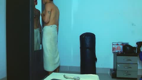 skinny marked online show from February 10, 2025, 9:04 pm