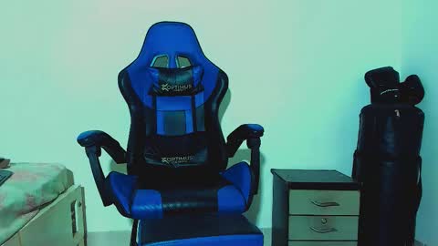 skinny marked online show from October 27, 2025, 2:15 am